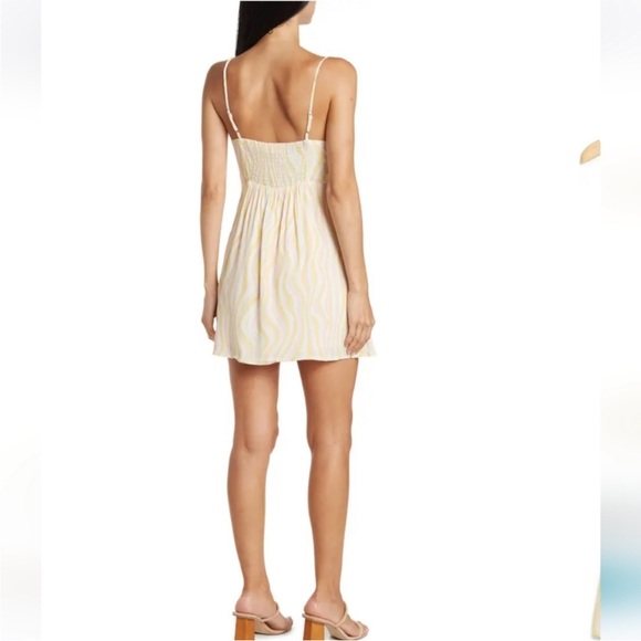 Elodie Mini Dress Size Large - Picture 2 of 9